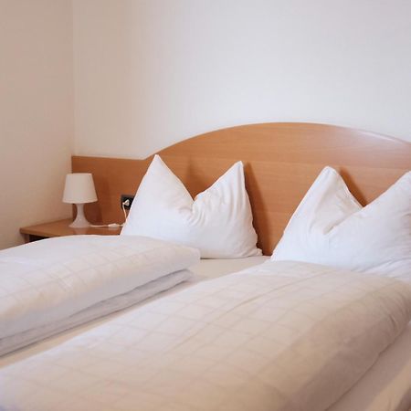 Hotel Garni Trojer Campo Tures Exterior foto